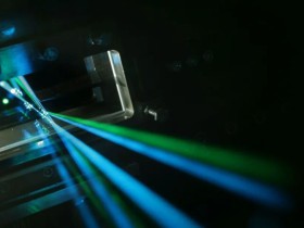 没有绝对安全的系统!激光瞄准二极管,25米外从被物理隔绝的计算机中窃取数据