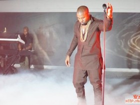 Kanye West：苹果收购 Beats 是因为三星和 Jay Z 合作过